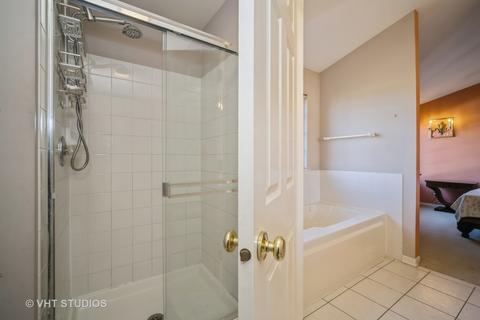 160 Willow Rd, Wheeling, IL 60090 photo 15