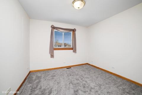 116 Waverly Dr, Elgin, IL 60120 photo 5