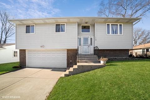116 Waverly Dr, Elgin, IL 60120 photo 1