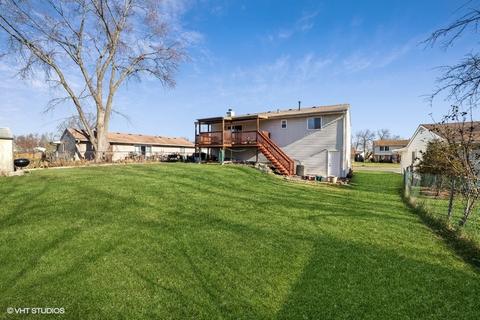 116 Waverly Dr, Elgin, IL 60120 photo 2