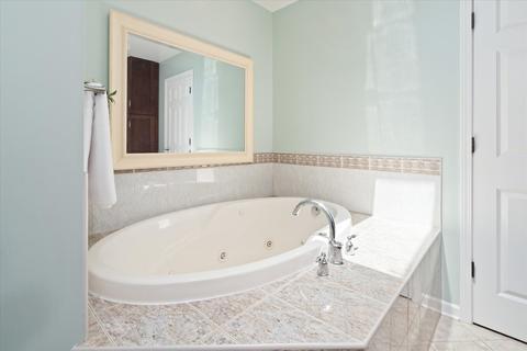 1111 E Illinois St, Wheaton, IL 60187 photo 19