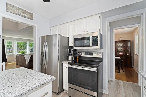 1111 E Illinois St, Wheaton, IL 60187 photo 13