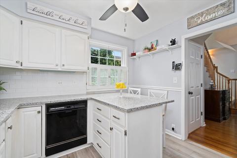 1111 E Illinois St, Wheaton, IL 60187 photo 10