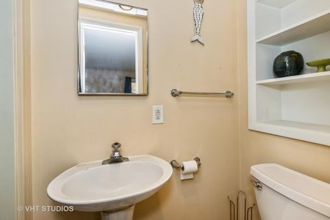 2115 Old Elm Rd, Lindenhurst, IL 60046 photo 10