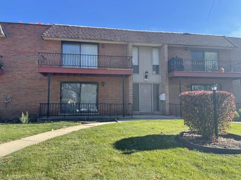 641 N Carroll Pkwy #108, Glenwood, IL 60425