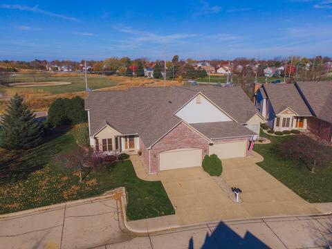 2 Alder Ct, Bloomington, IL 61704 photo 2
