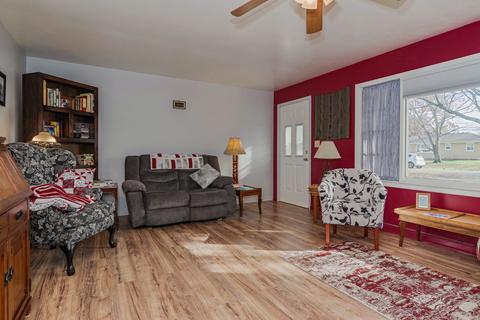 408 W Charles St, Mclean, IL 61754 photo 7