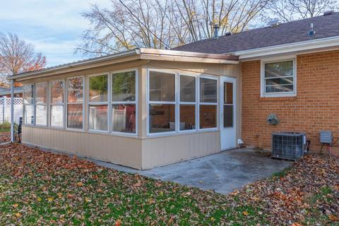 408 W Charles St, Mclean, IL 61754 photo 28