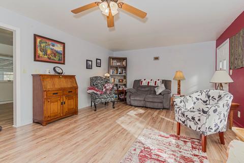 408 W Charles St, Mclean, IL 61754 photo 9