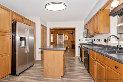 1505 Poplar St, Holiday Hills, IL 60050 photo 3