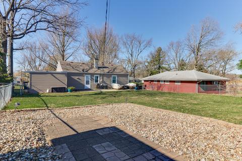810 Livingston Dr, Normal, IL 61761 photo 24
