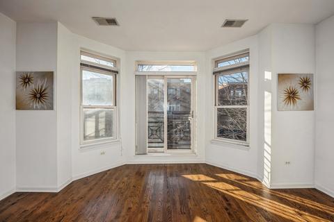 Undisclosed, Chicago, IL 60607 photo 3