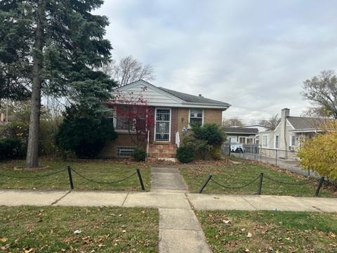 3600 Emerson St, Franklin Park, IL 60131