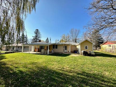 2106 Mill Ln, Mchenry, IL 60050 photo 15