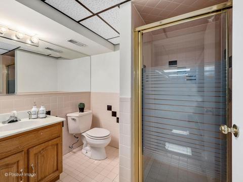 432 Stonegate Ct, Willowbrook, IL 60527 photo 37