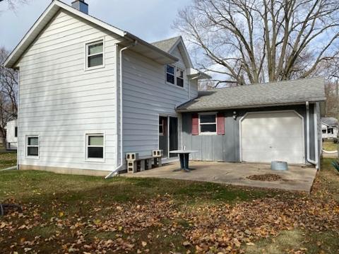304 E 7th St, Rock Falls, IL 61071 photo 2