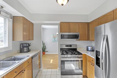 1486 Knotty Pine Dr, Elgin, IL 60123 photo 14