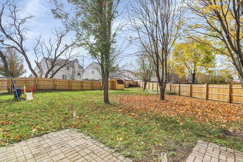 1486 Knotty Pine Dr, Elgin, IL 60123 photo 38