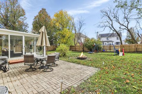 1486 Knotty Pine Dr, Elgin, IL 60123 photo 36