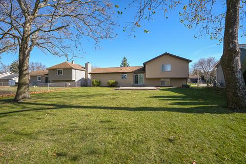 916 Molobay Ter, Bartlett, IL 60103 photo 20