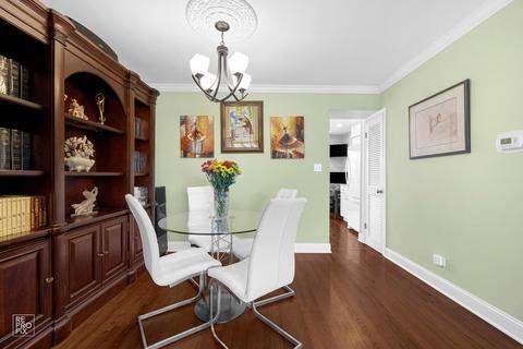 9375 Hamilton Ct #B, Des Plaines, IL 60016 photo 8