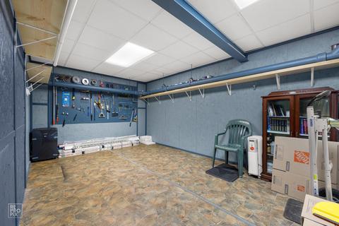 9375 Hamilton Ct #B, Des Plaines, IL 60016 photo 21