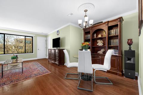 9375 Hamilton Ct #B, Des Plaines, IL 60016 photo 9