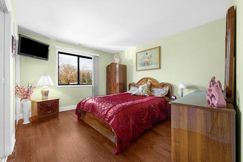 9375 Hamilton Ct #B, Des Plaines, IL 60016 photo 19