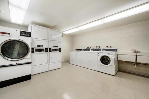 175 E Delaware Pl #4706, Chicago, IL 60611 photo 22
