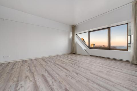 175 E Delaware Pl #4706, Chicago, IL 60611 photo 4