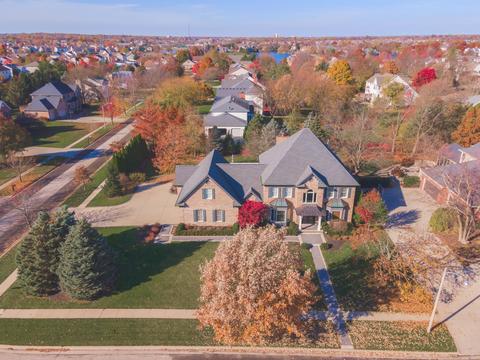 1802 E Hackberry Rd, Bloomington, IL 61704 photo 5