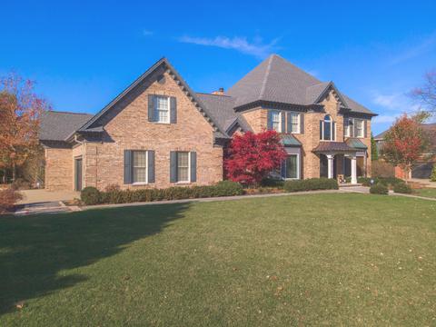1802 E Hackberry Rd, Bloomington, IL 61704 photo 1