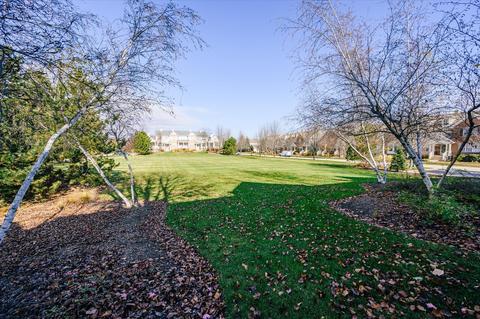 375 Broadmoor Ln, Bartlett, IL 60103 photo 32
