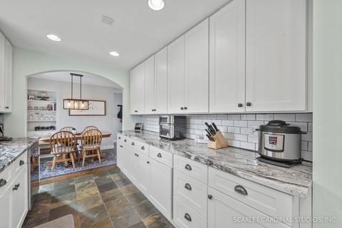 1603 E Liberty Dr, Wheaton, IL 60187 photo 8