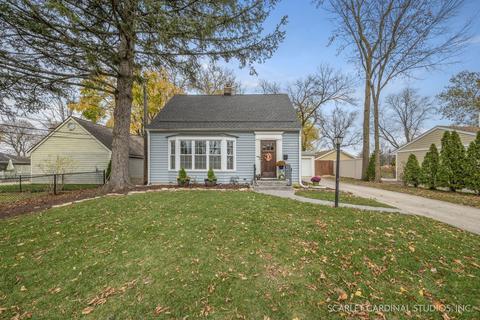 1603 E Liberty Dr, Wheaton, IL 60187 photo 1