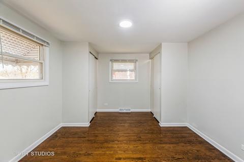 16524 Winchester Ave, Markham, IL 60428 photo 8