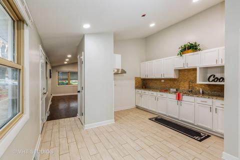 16524 Winchester Ave, Markham, IL 60428 photo 5