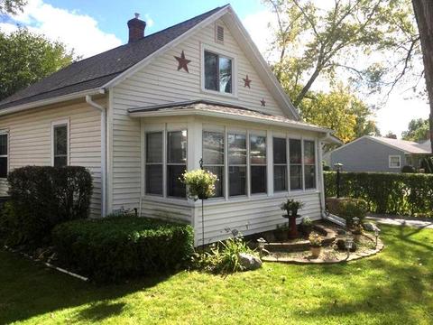 522 S Smith Blvd, Aurora, IL 60505 photo 3