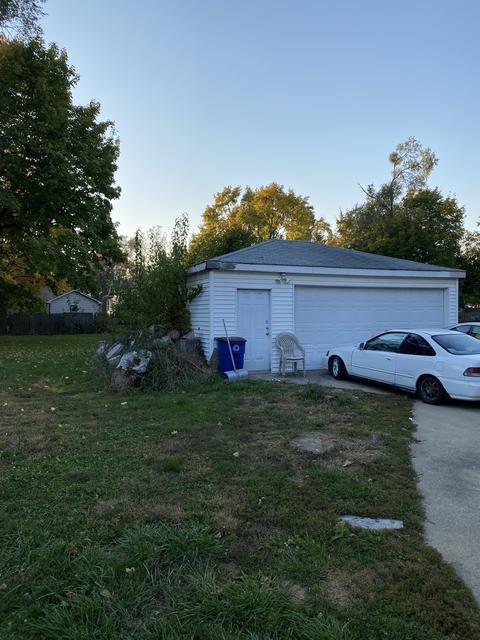 832 Augusta Ave, Elgin, IL 60120 photo 8