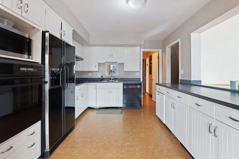 527 Westmere Rd, Des Plaines, IL 60016 photo 8