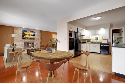 527 Westmere Rd, Des Plaines, IL 60016 photo 6