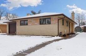 527 Westmere Rd, Des Plaines, IL 60016 photo 2
