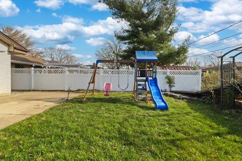 527 Westmere Rd, Des Plaines, IL 60016 photo 29
