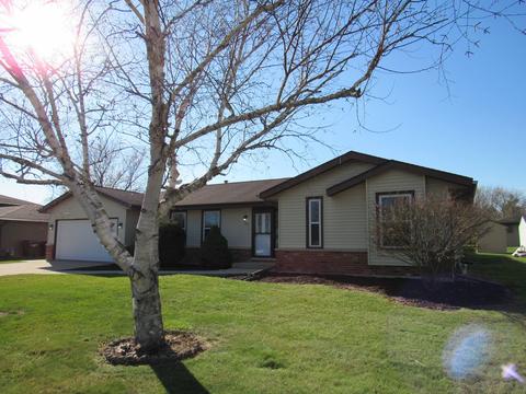 105 Deerpath Dr, Minooka, IL 60447 photo 3