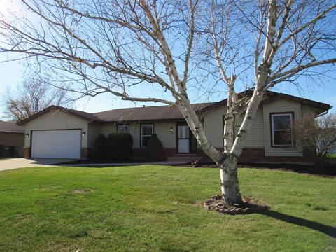 105 Deerpath Dr, Minooka, IL 60447 photo 2