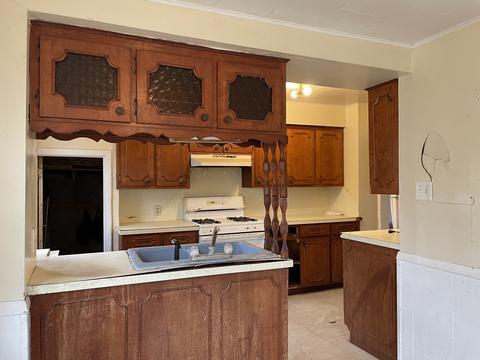 401 S Center St, Forrest, IL 61741 photo 15