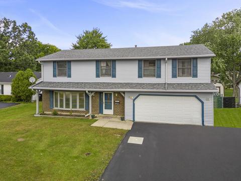 130 Old Mill Grove Rd, Lake Zurich, IL 60047