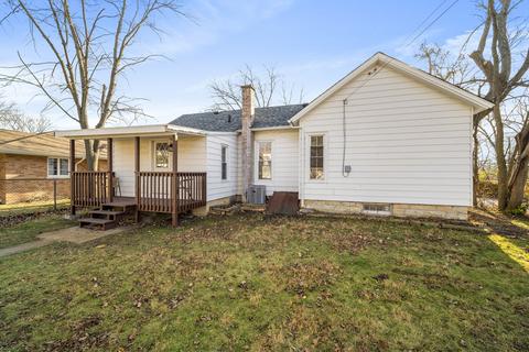 516 E 4th St, Lockport, IL 60441 photo 4