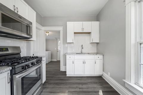 516 E 4th St, Lockport, IL 60441 photo 10