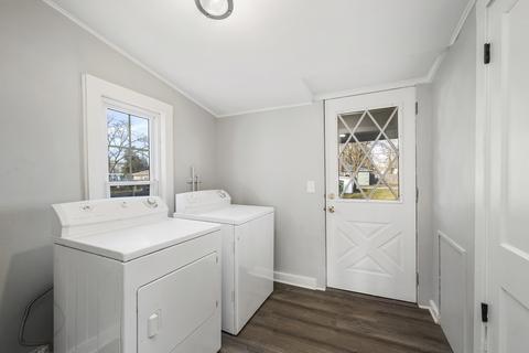 516 E 4th St, Lockport, IL 60441 photo 7